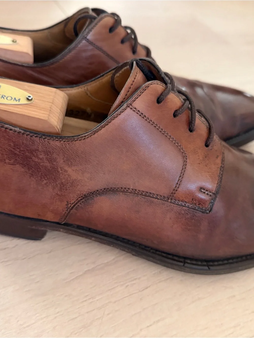 Men's Brown Leather Magnani Shoes